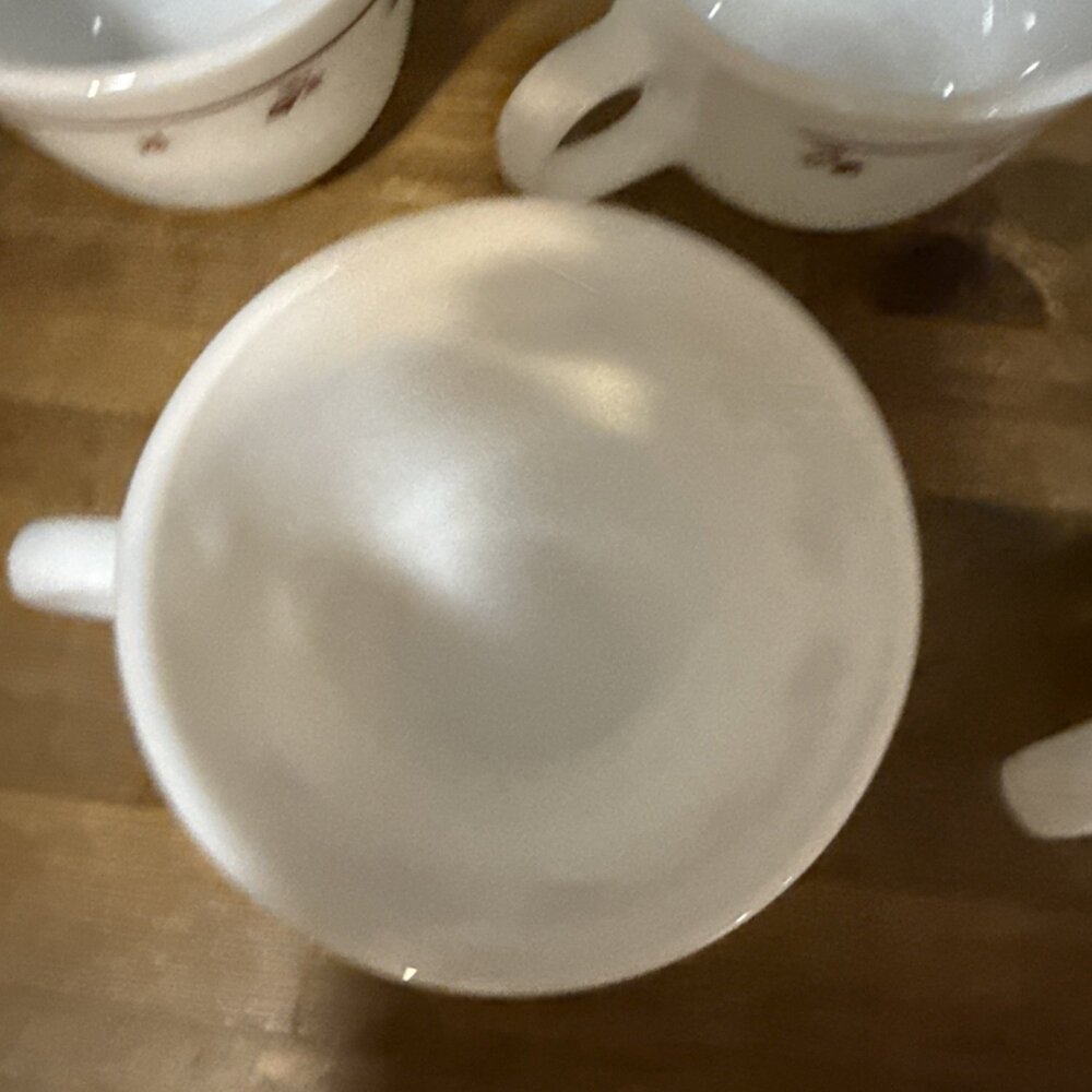 Set Of 4 Vintage Pyrex White Milk Glass Coffee Mugs Burgundy Rose Pattern 1960s - Picture 2 of 4